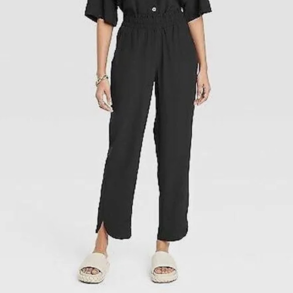 NWOT A New Day Women's High-Rise Tapered Ankle Crepe Pants